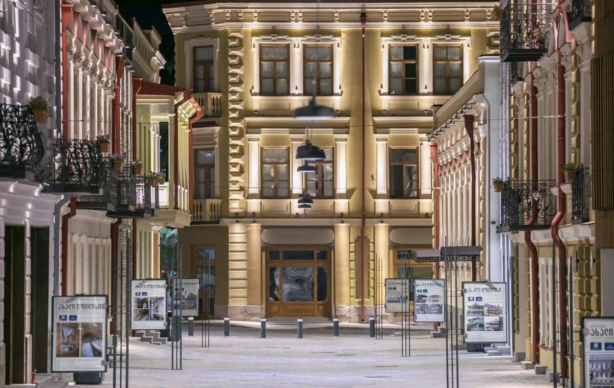 Stylish 2Br Apt In The Heart Of Old Tbilissi Extérieur photo