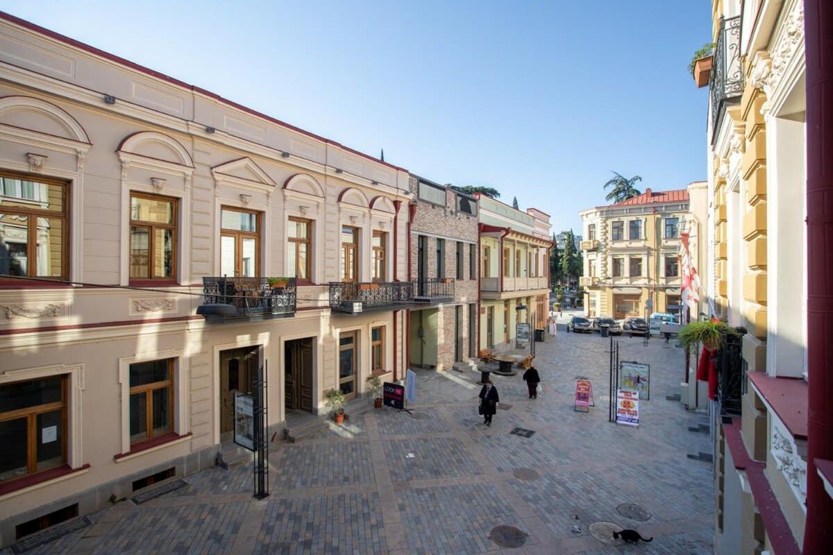Stylish 2Br Apt In The Heart Of Old Tbilissi Extérieur photo