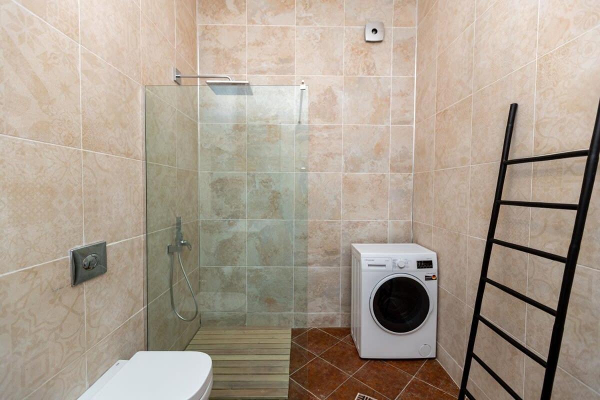 Stylish 2Br Apt In The Heart Of Old Tbilissi Extérieur photo