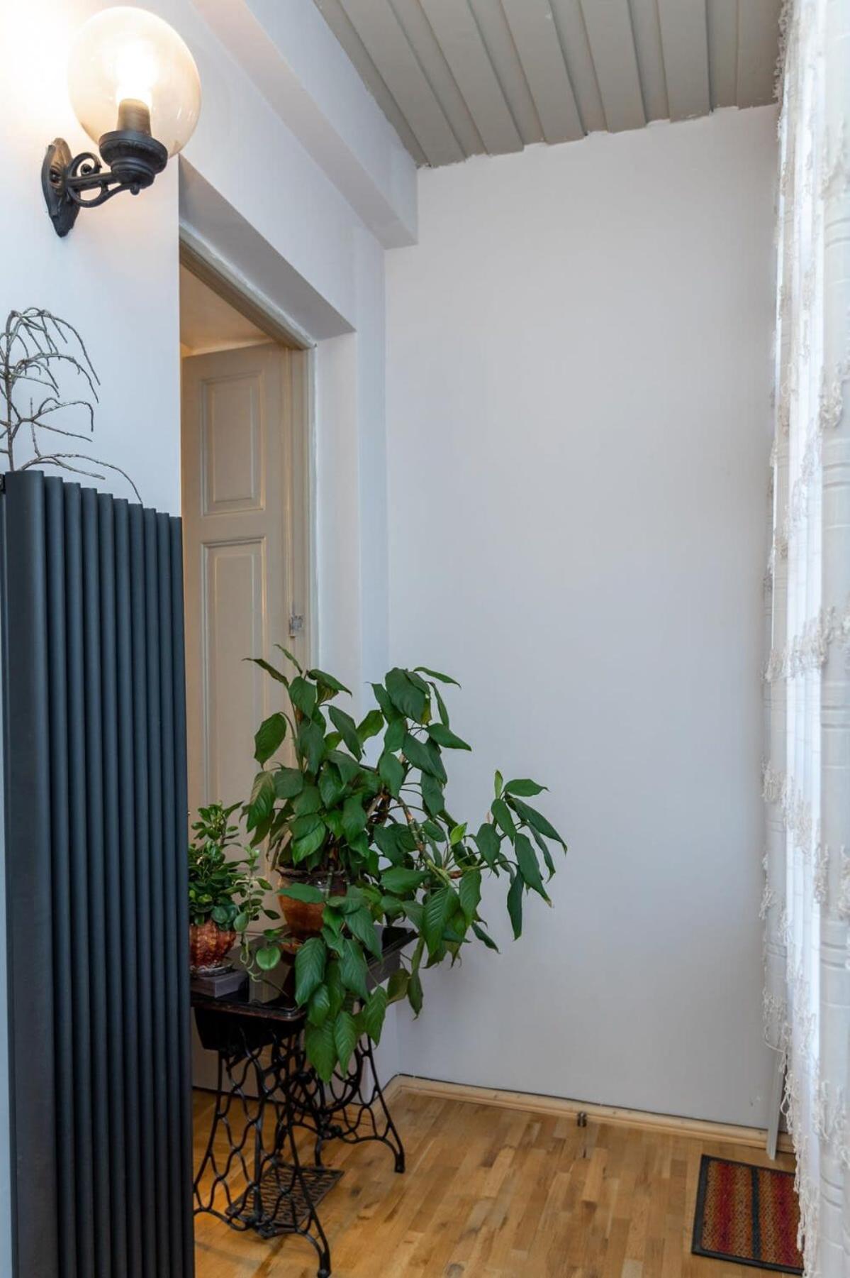 Stylish 2Br Apt In The Heart Of Old Tbilissi Extérieur photo